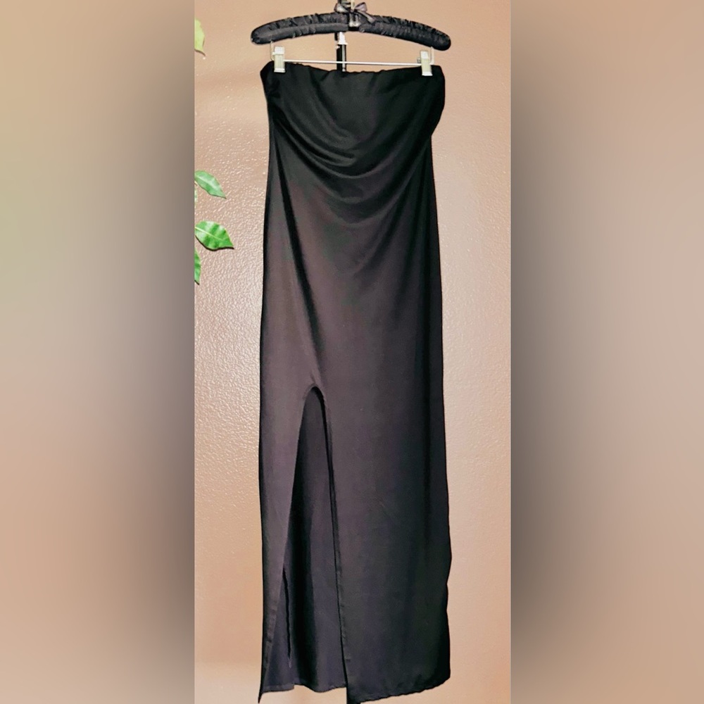 Hearts & Hips Tube long maxi dress with side slit !!